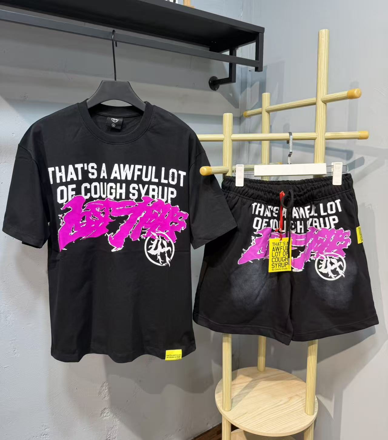 THAT'S A AWFUL LOT OF COUGH SYRUP Pink Graffiti T-Shirt & Shorts Set — front